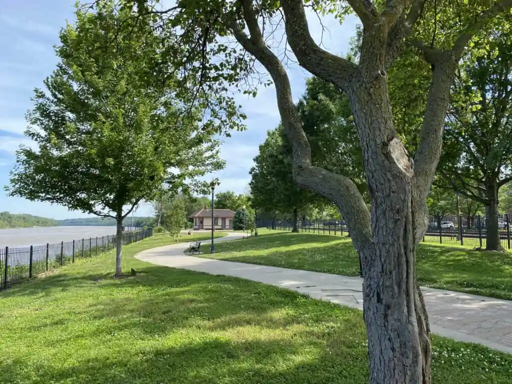 Leavenworth Landing Park