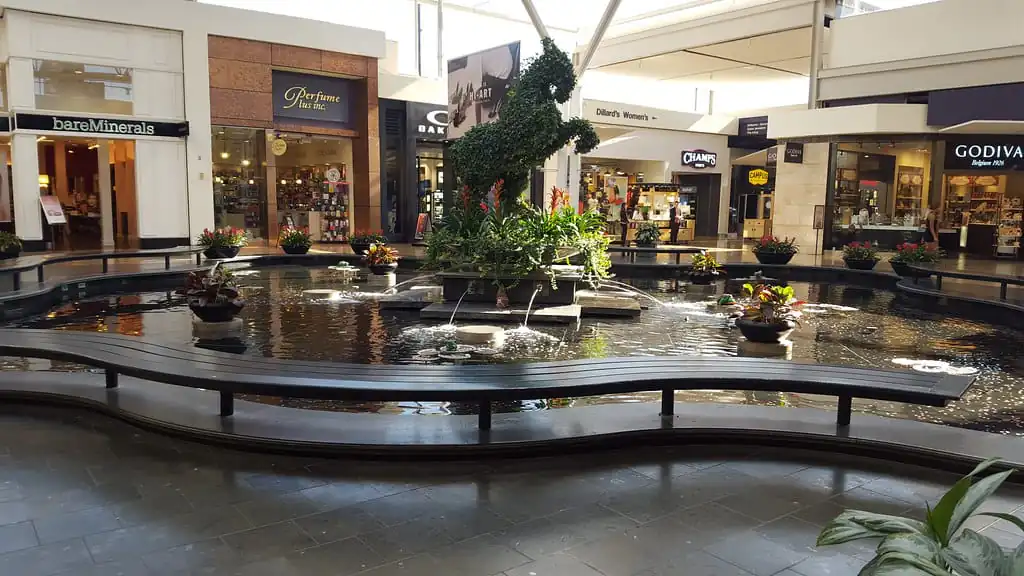 Mall St. Matthews