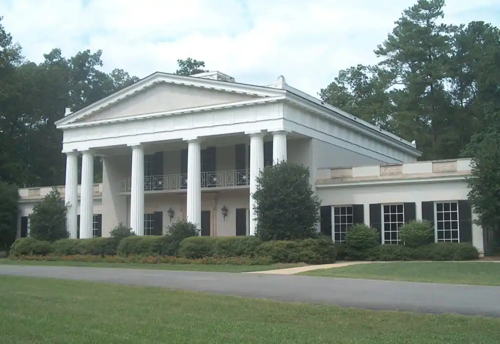 Oak Hill & The Martha Berry Museum