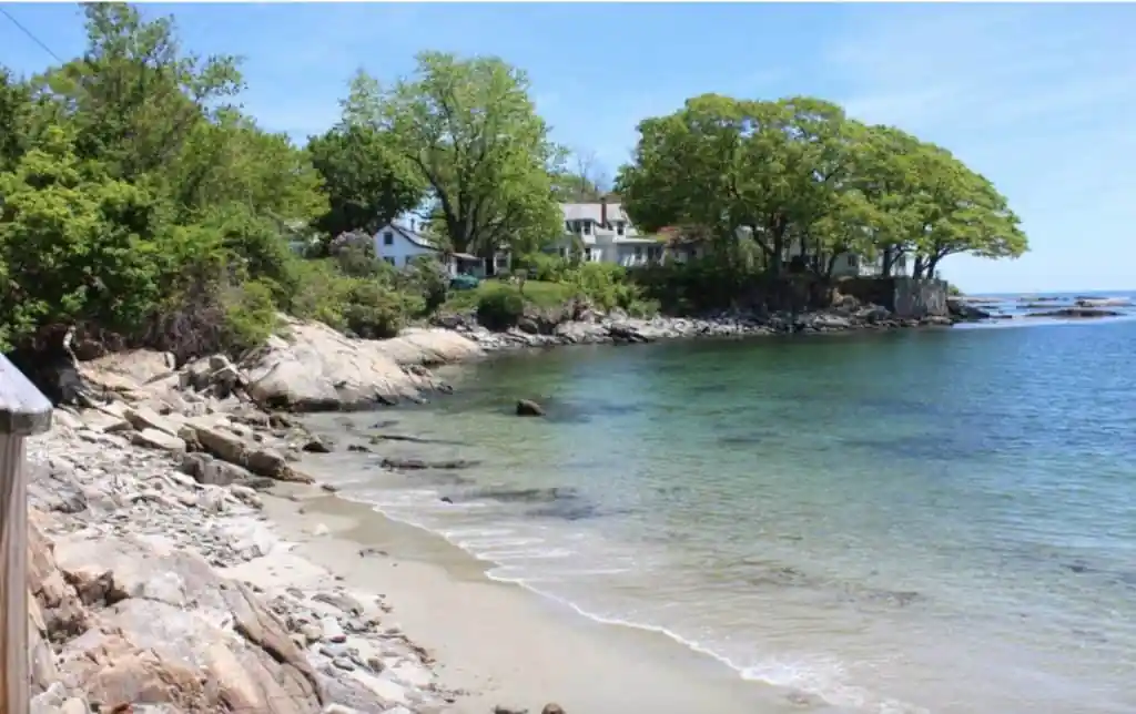 Peakโs Island