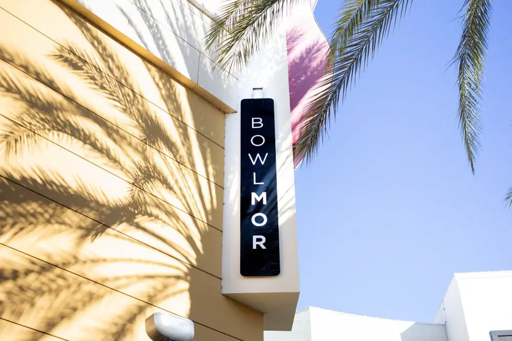 Bowlmor Lanes