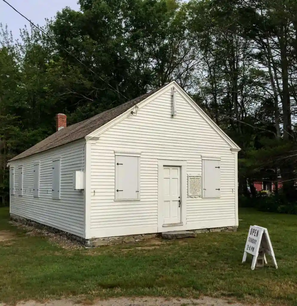 Hornbine School