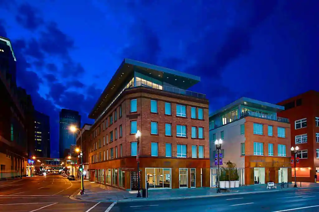 Le Meridien Chambers