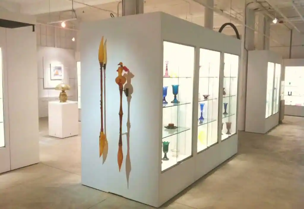 New Bedford Museum of Glass