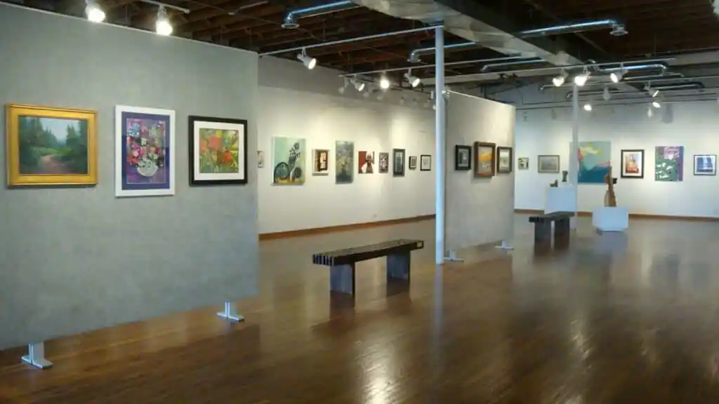 Tall Grass Arts Association Gallery