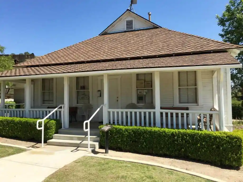Olinda Oil Museum